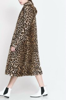 leopard Fake rabbit fur long coat モコモコフワフワフェイク