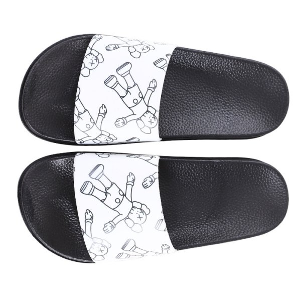 画像1: kaws  print sandals and slippers flip flops    男女兼用ユニセックスカウズプリントフリップフロップサンダルシャワーサンダル ビーチサンダル (1)