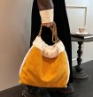 画像7: Sheepskin style quilted chain shoulder strap tote shoulder crossbody bag　シープスキンスタイルキルティング チェーンショルダーストラップトートショルダークロスボディバッグ (7)