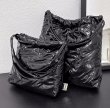 画像13: Logo Embroidery Soft Square Drawstring Tote Shoulder Crossbody Bag　 ロゴ刺繍ダウン 巾着バケットトートショルダークロスボディバッグ　 (13)