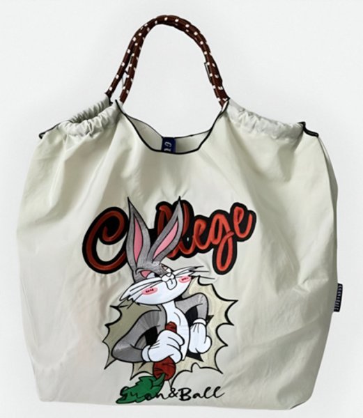 画像1: Bugs Bunny Ball ChainTote Eco Bag  Tote Shoulder Crossbody Bag 　バックスバニー刺繍トートショルダーショッピングバッグ (1)