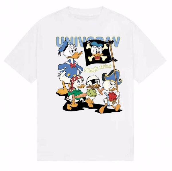 画像1: Unisex Pirate Donald Duck Family Print round neck short sleeve T-shirt　男女兼用ユニセックス海賊ドナルドダックファミリーラウンドネックプリント半袖Tシャツ (1)