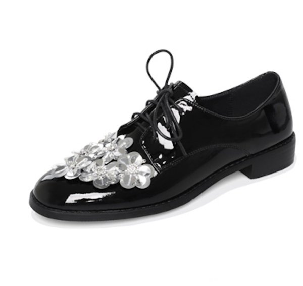 画像1: Women's Lace-up patent leather slip-on pumps with small flowers flat  loafer shoes 　スモールフラワー付き レースアップエナメルスリッポンパンプスフラットローファーシューズ (1)