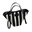 画像2: Unisex Striped basket tote shoulder bag　ストライプボーダーバケットトートショルダーバッグ (2)