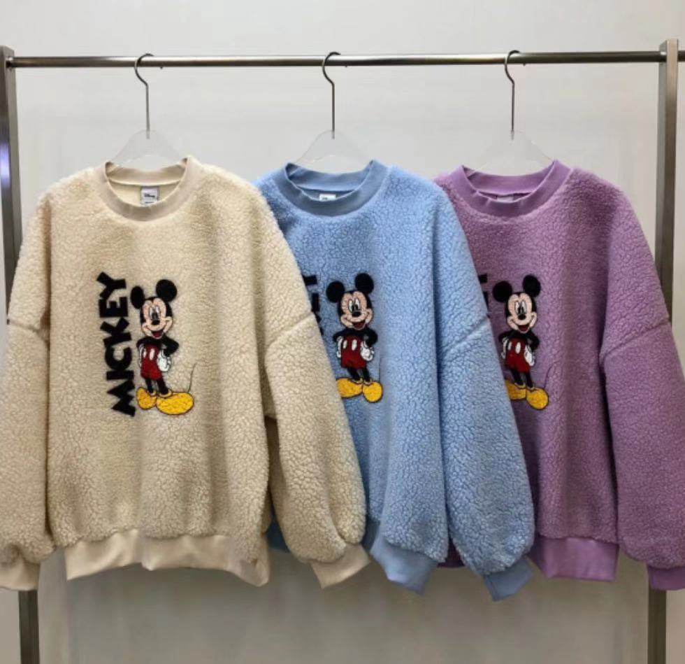 Women's DISNEY MINNIE AND MICKEY MOUSE Fleece Lamb Hair Pullover