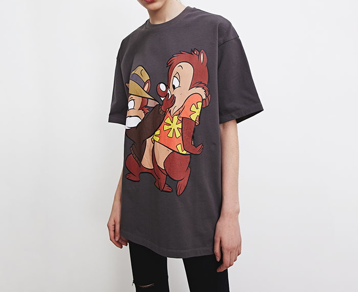 Unisex Chip and Dale print T-shirt 男女兼用 ユニセックスチップと